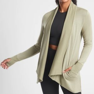 Athleta Green Pranayama Wrap